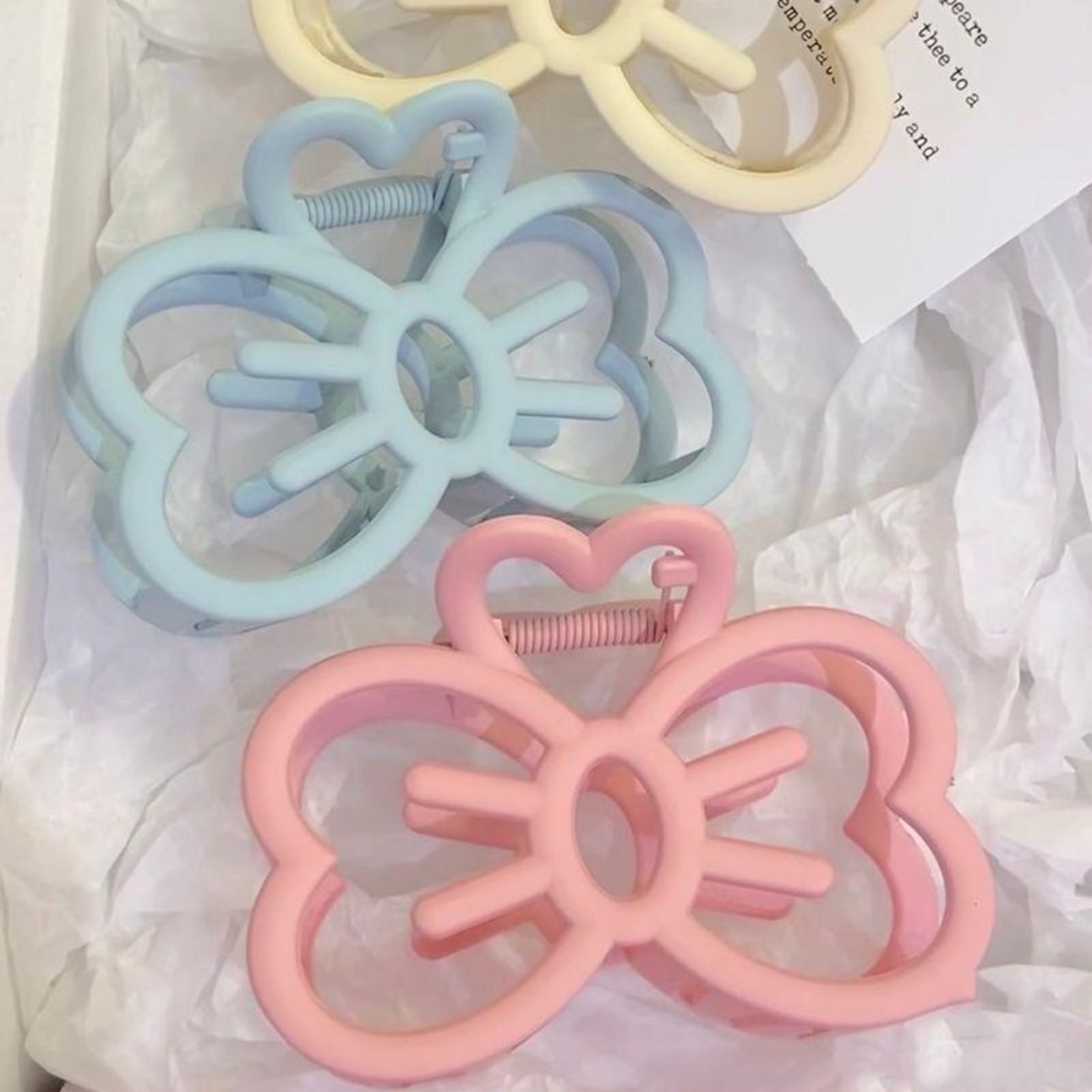 1個入り 新品 キャンディーカラー 猫 リボン ヘアクリップ - Cat Claw Bark のレビューと価格